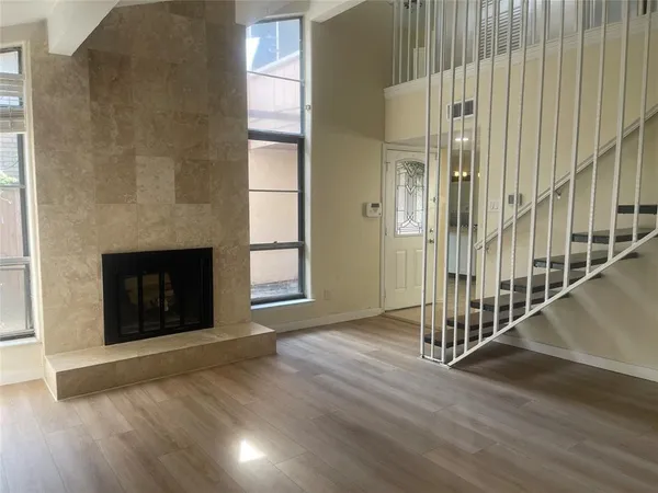 $1,950 | 5734 Harvest Hill, Dallas, TX 75230