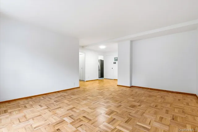 $375,000 | 21-85 34th Avenue, Unit 2D | Astoria