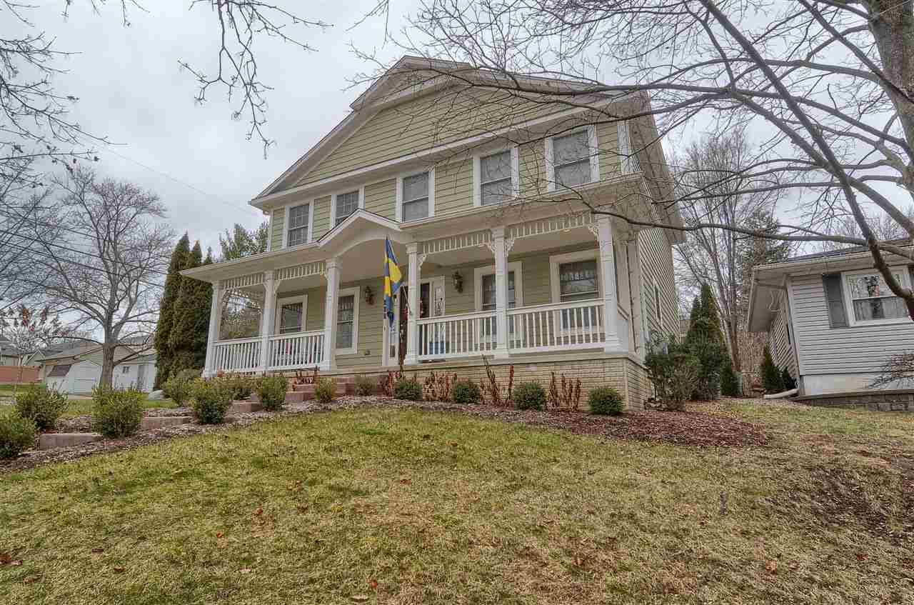 632 Quarter Street Rochester, MI 48307 - Photo 2 of 30 Front