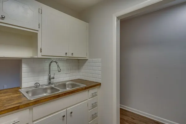 $1,650 | 2601 Hillsboro Pike, Unit P4, Nashville, TN 37212