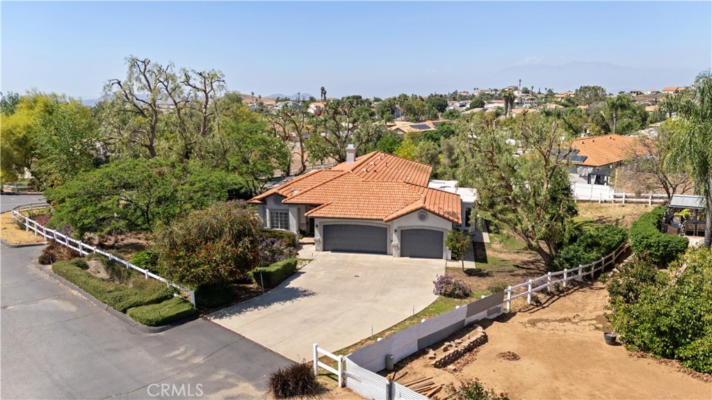 14282 Rock Place Riverside, CA 92503 - Photo 1 of 40