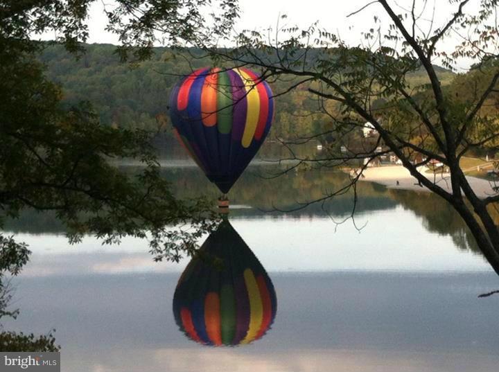 6605 West Lakeridge Road New Market, MD 21774 - Photo 20 of 24 Hot Air Balloon at the Lake