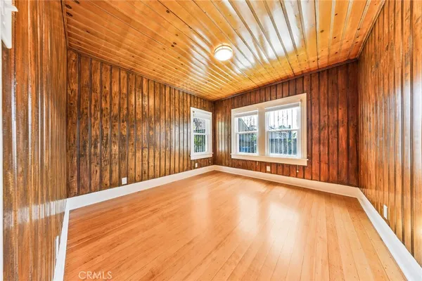 $1,499,000 | 2722 West 15th Street, Los Angeles, CA 90006