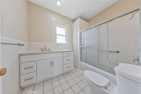 $1,499,000 | 2722 West 15th Street, Los Angeles, CA 90006