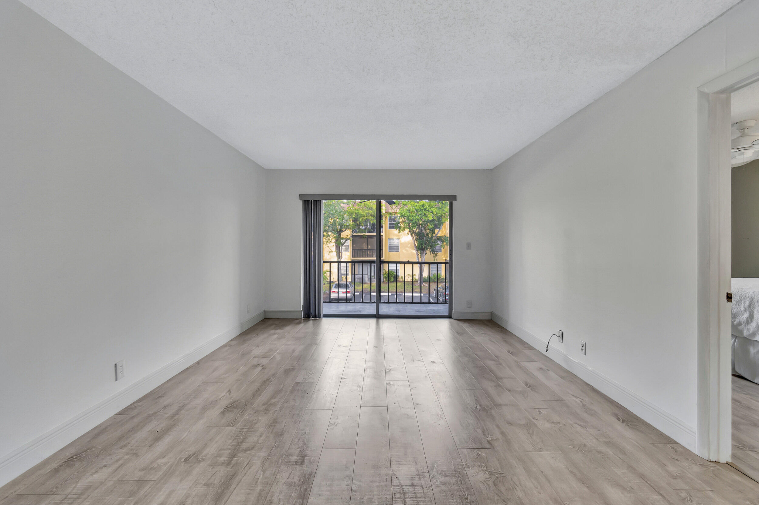 460 Northwest 20th Street, Unit 211 Boca Raton, FL 33431 - Photo 16 of 44 Living Room