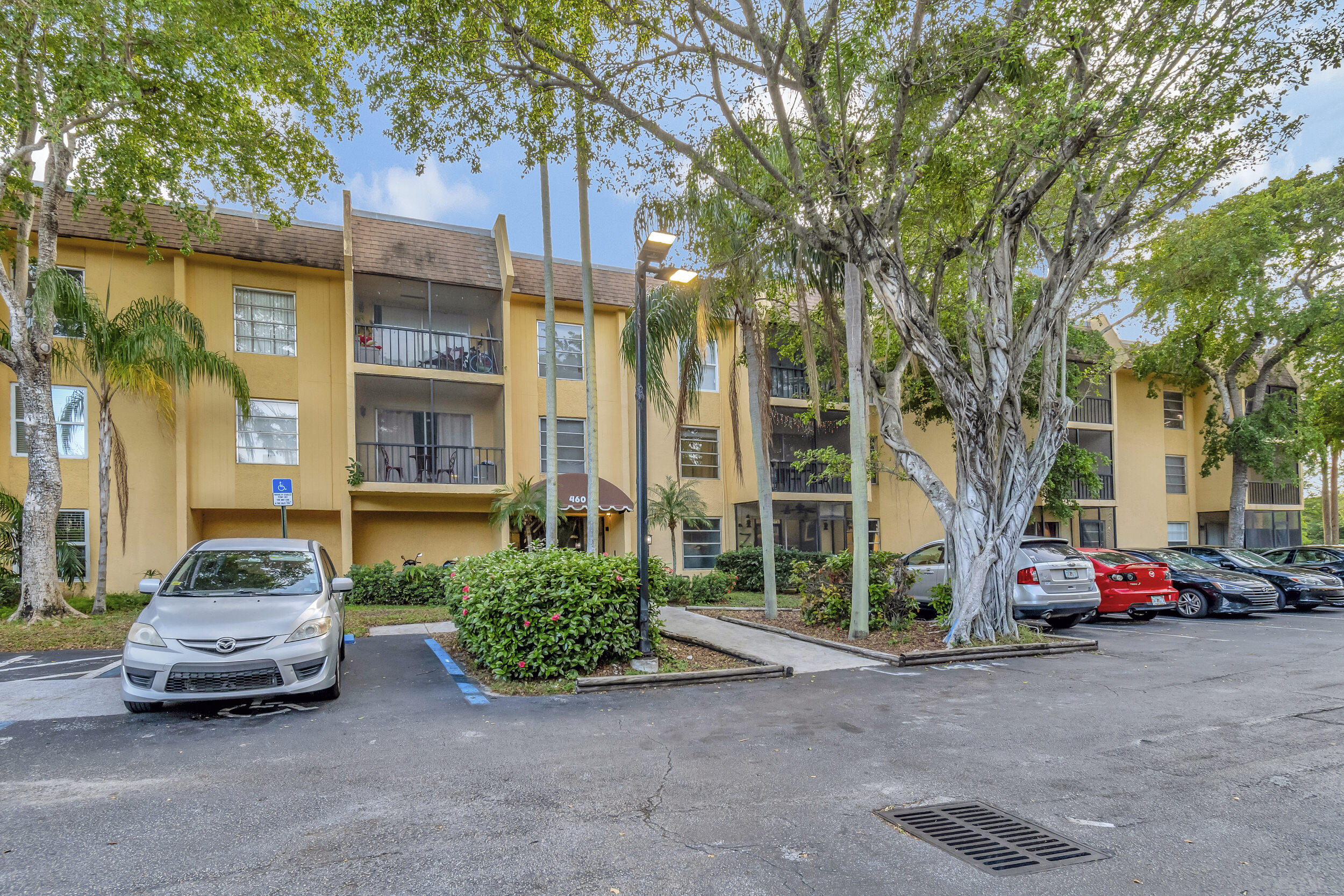 460 Northwest 20th Street, Unit 211 Boca Raton, FL 33431 - Photo 33 of 44 460 NW 20th St.