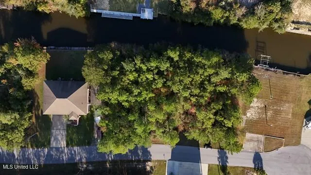 $52,000 | 3526 Lumahai Place, Diamondhead, MS 39525