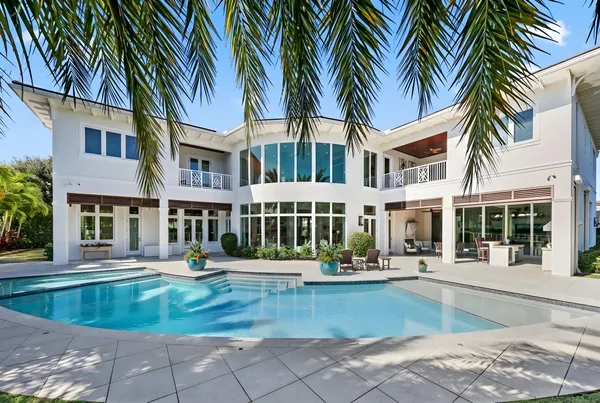 $9,495,000 | 3700 Northeast 24th Avenue, Lighthouse Point, FL 33064