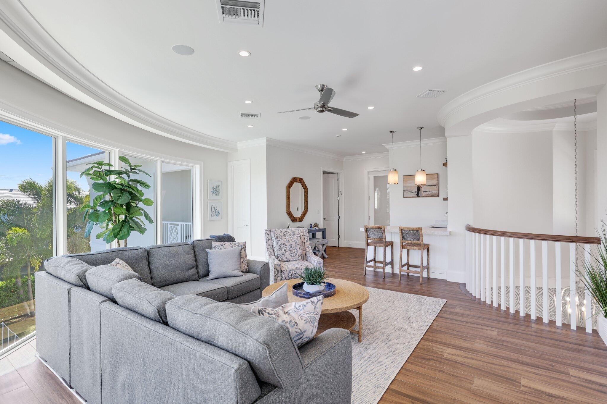 3700 Northeast 24th Avenue Lighthouse Point, FL 33064 - Photo 43 of 100 3700 Northeast 24th Ave - 56.jpg-SMALL