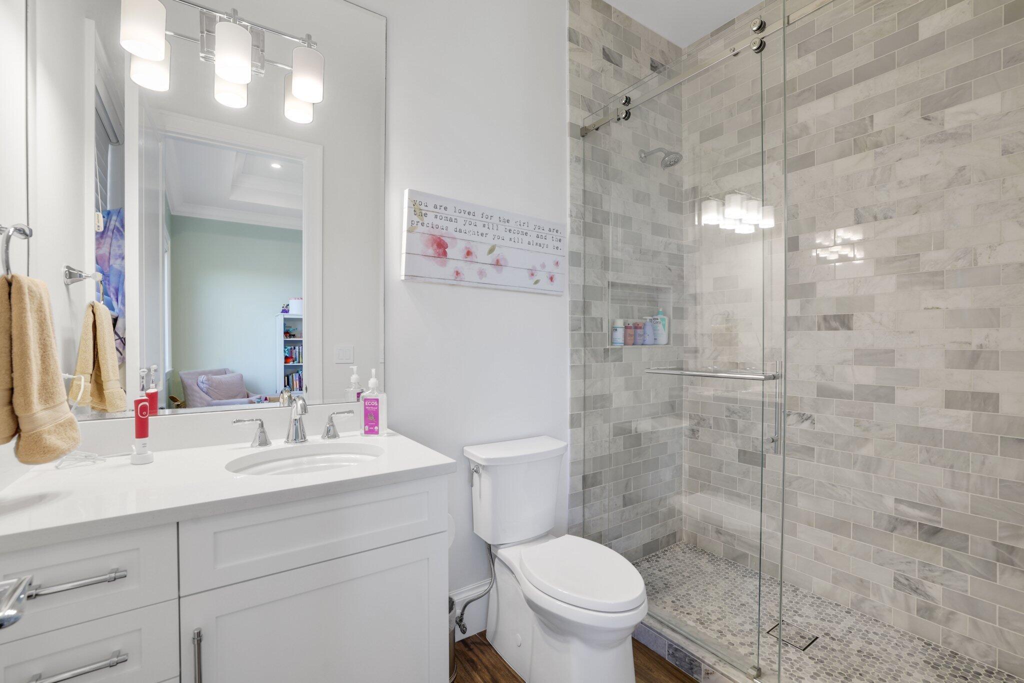 3700 Northeast 24th Avenue Lighthouse Point, FL 33064 - Photo 51 of 100 3700 Northeast 24th Ave - 67.jpg-SMALL
