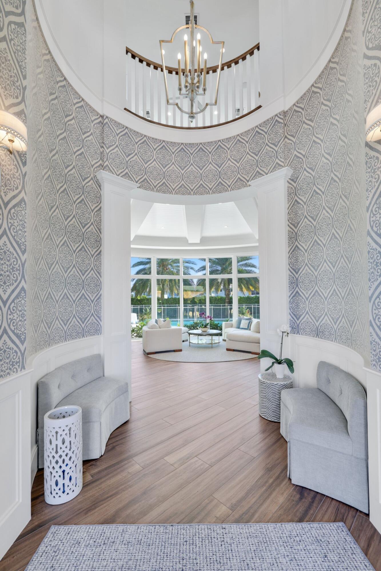3700 Northeast 24th Avenue Lighthouse Point, FL 33064 - Photo 8 of 100 3700 Northeast 24th Ave - 8.jpg-SMALL