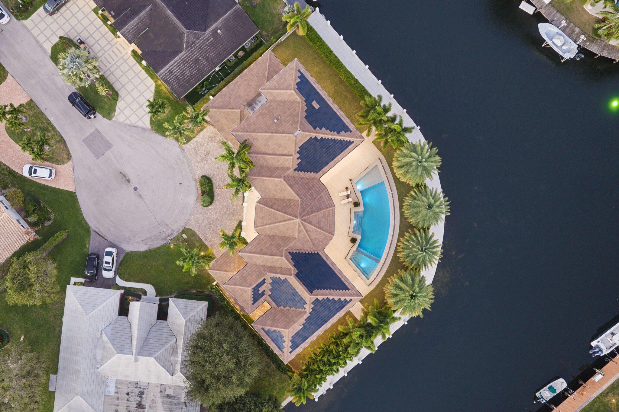 3700 Northeast 24th Avenue Lighthouse Point, FL 33064 - Photo 94 of 100 3700 Northeast 24th Ave - 124.jpg-SMALL