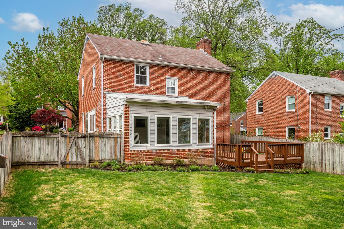 33 Dunmore Road Baltimore, MD 21228 - Photo 72 of 78 a view of a house with a yard and sitting area