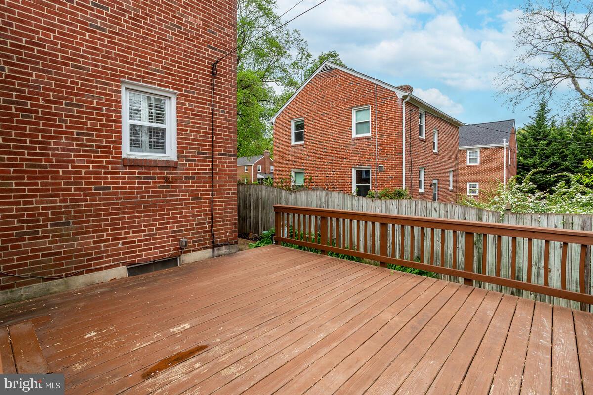 33 Dunmore Road Baltimore, MD 21228 - Photo 77 of 78 Deck