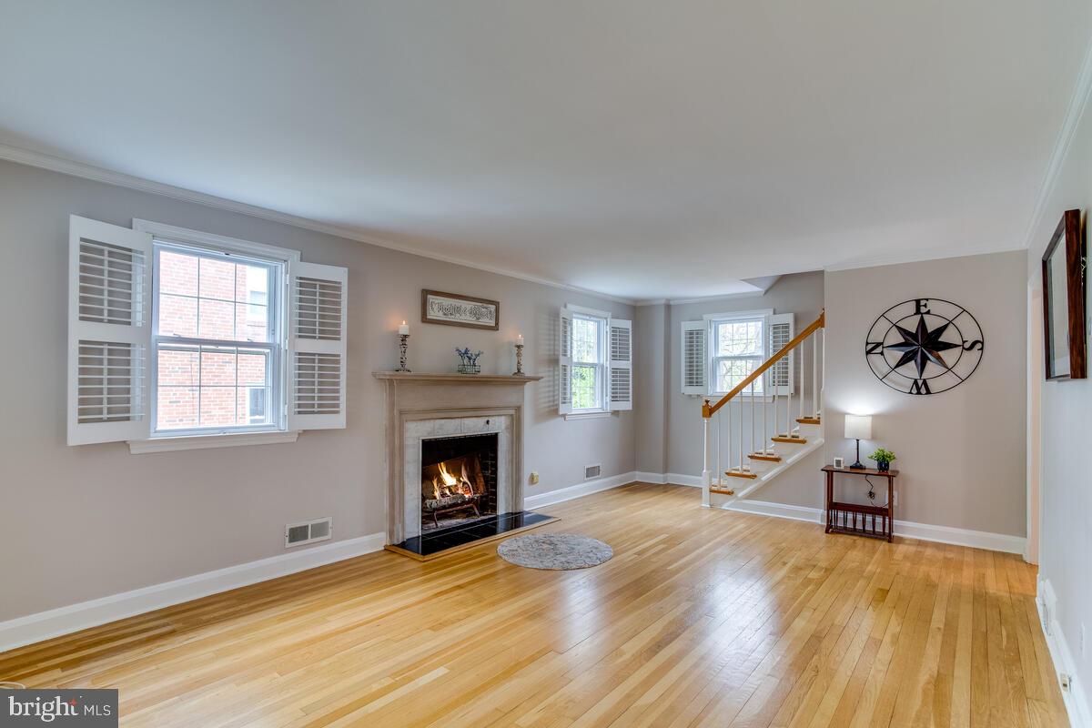 33 Dunmore Road Baltimore, MD 21228 - Photo 8 of 78 Spacious Living Room, hardwood flrs, crown molding