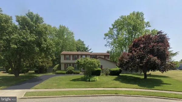 $465,000 | 8 Dunham Court, Berlin, NJ 08009