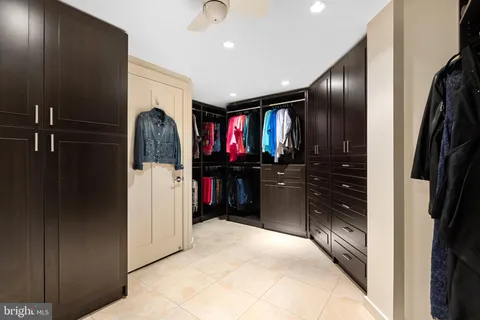 $2,250,000 | 233 South 6th Street, Unit 2009, Philadelphia, PA 19106