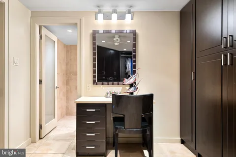 $2,250,000 | 233 South 6th Street, Unit 2009, Philadelphia, PA 19106