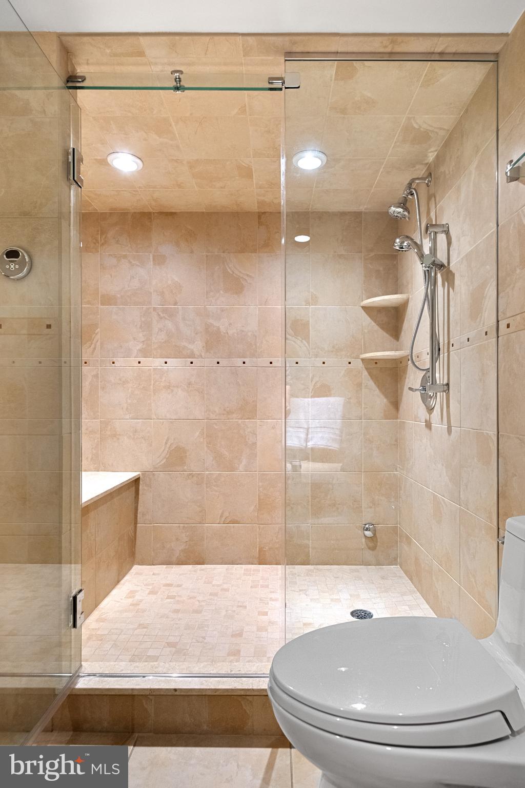 233 South 6th Street, Unit 2009 Philadelphia, PA 19106 - Photo 33 of 55