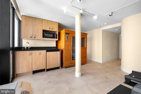 $2,250,000 | 233 South 6th Street, Unit 2009, Philadelphia, PA 19106