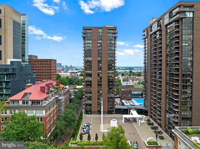 $2,250,000 | 233 South 6th Street, Unit 2009, Philadelphia, PA 19106