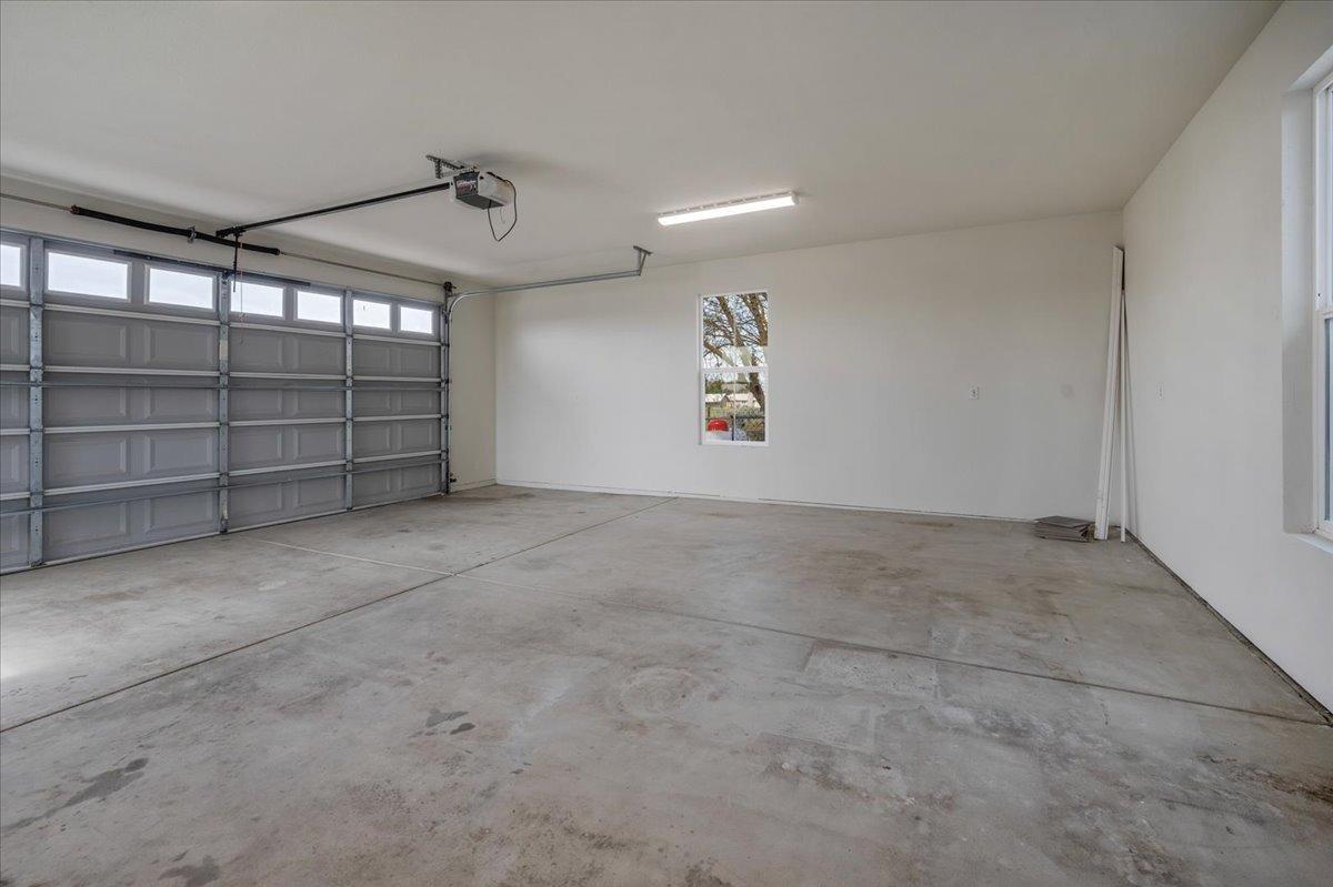 35221 John Albert Drive Madera, CA 93636 - Photo 18 of 22 a view of an empty room