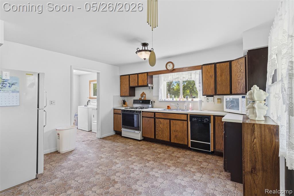 1145 South Washburn Road Lapeer, MI 48446 - Photo 16 of 56