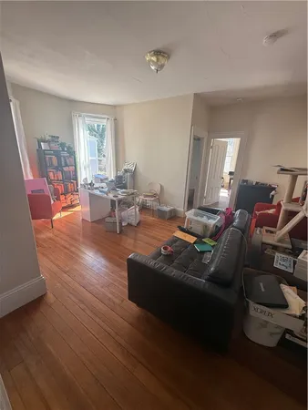 $3,100 | 12 Park Street, Unit 1, Newport, RI 02840