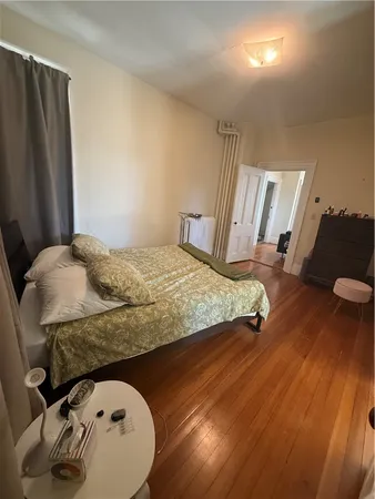 $3,100 | 12 Park Street, Unit 1, Newport, RI 02840