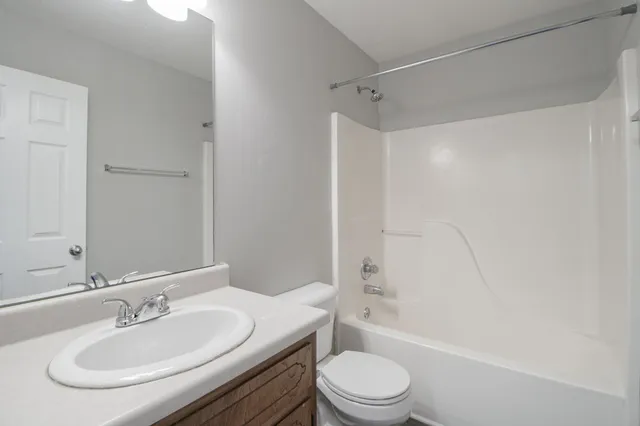 $830 | 363 Peabody Drive, Unit 4, Clarksville, TN 37042