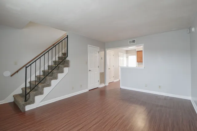 $830 | 363 Peabody Drive, Unit 4, Clarksville, TN 37042