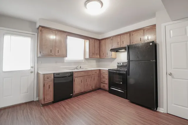 $830 | 363 Peabody Drive, Unit 4, Clarksville, TN 37042