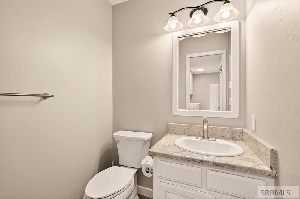 9233 South Ammon Road Idaho Falls, ID 83406 - Photo 11 of 40 Half Bathroom