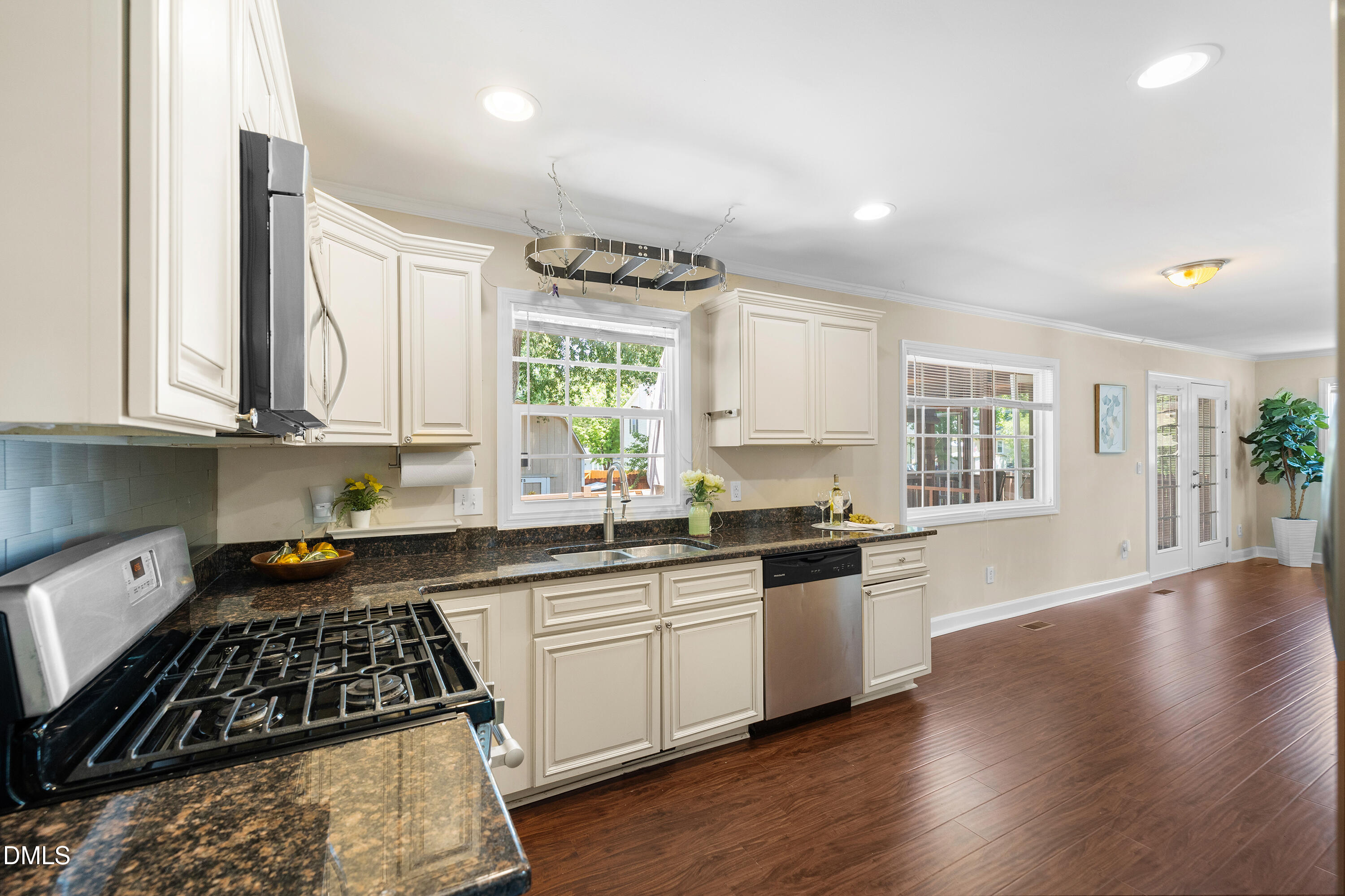 3721 Dusty Lane Raleigh, NC 27604 - Photo 13 of 40 11-3721 Dusty Ln_5200