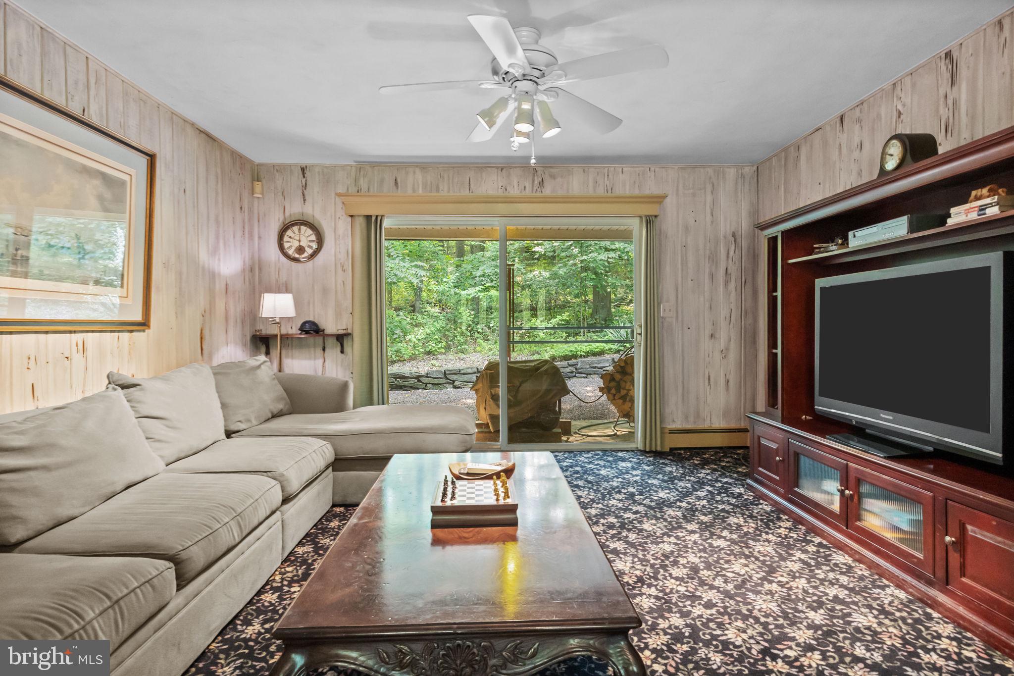 405 Skunk Hollow Road Chalfont, PA 18914 - Photo 5 of 46 Family Room