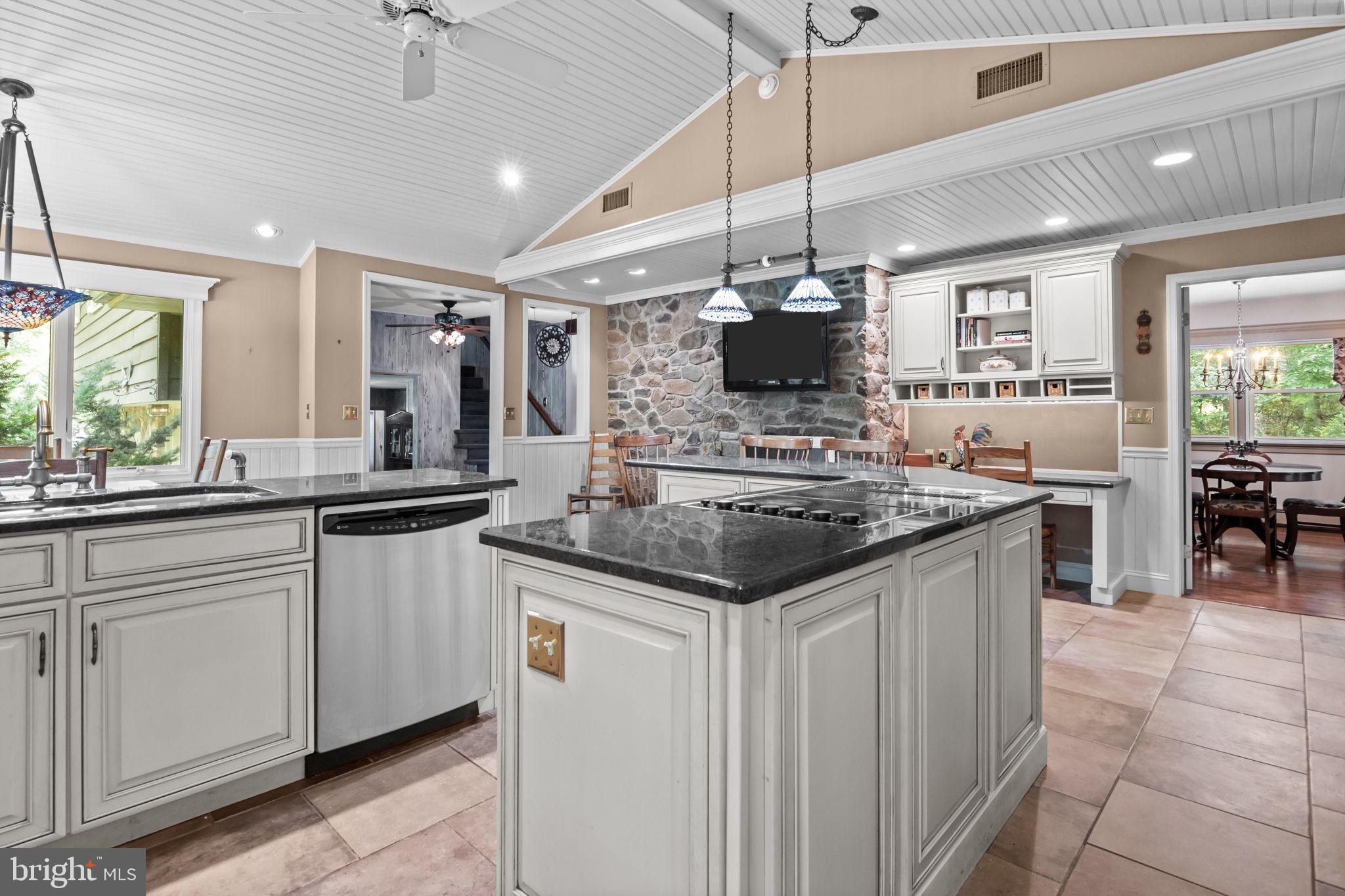 405 Skunk Hollow Road Chalfont, PA 18914 - Photo 7 of 46 Gallery Image 7