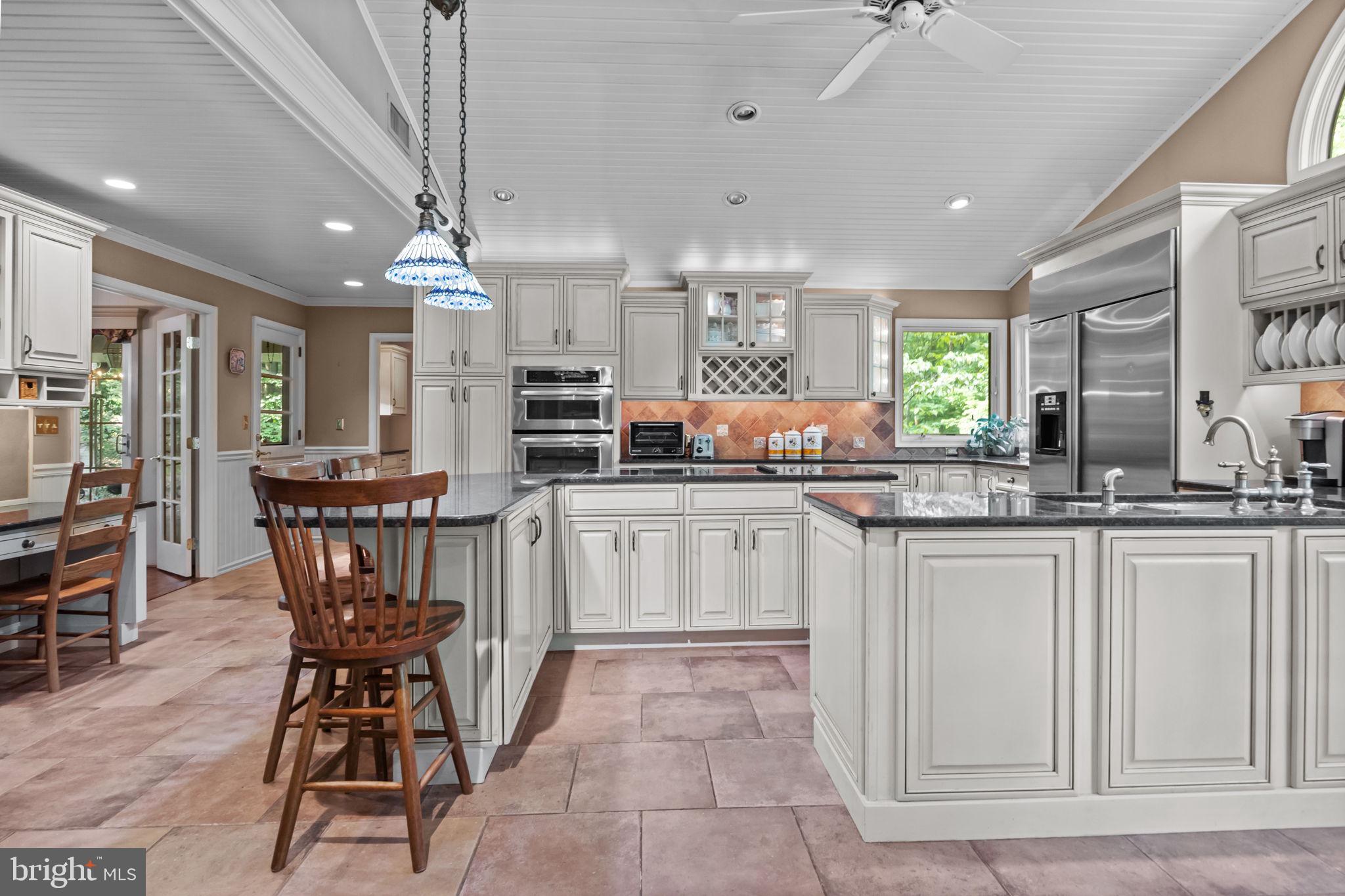 405 Skunk Hollow Road Chalfont, PA 18914 - Photo 10 of 46 Gallery Image 10