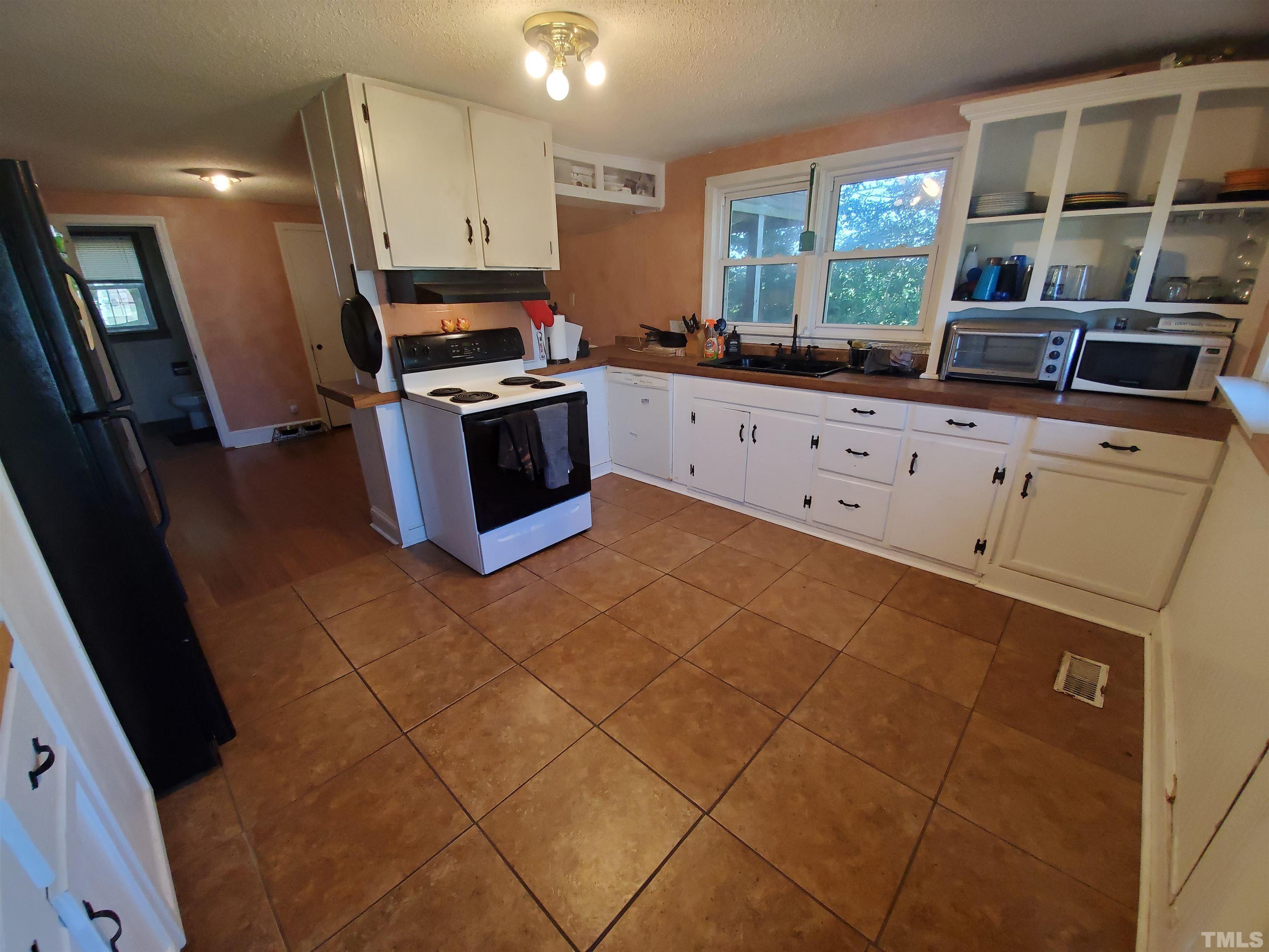2945 Mt Pleasant Road Willow Spring, NC 27592 - Photo 6 of 15 Gallery Image 6