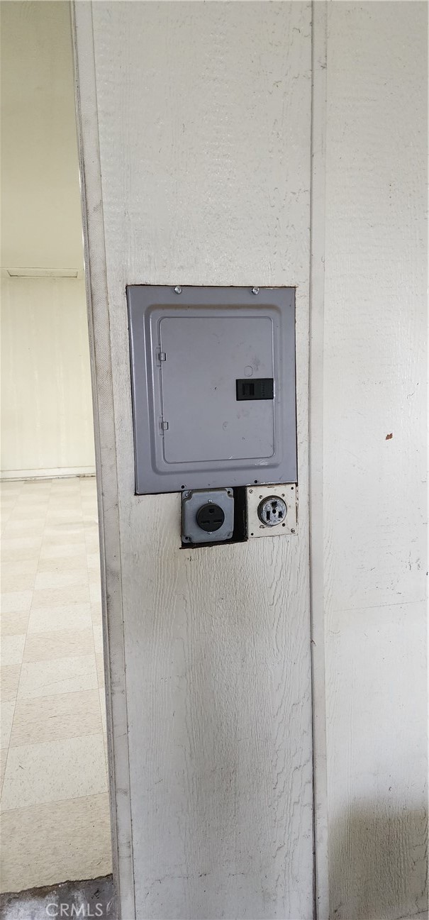 3112-3130 1st Street Riverside, CA 92507 - Photo 53 of 75 Electric