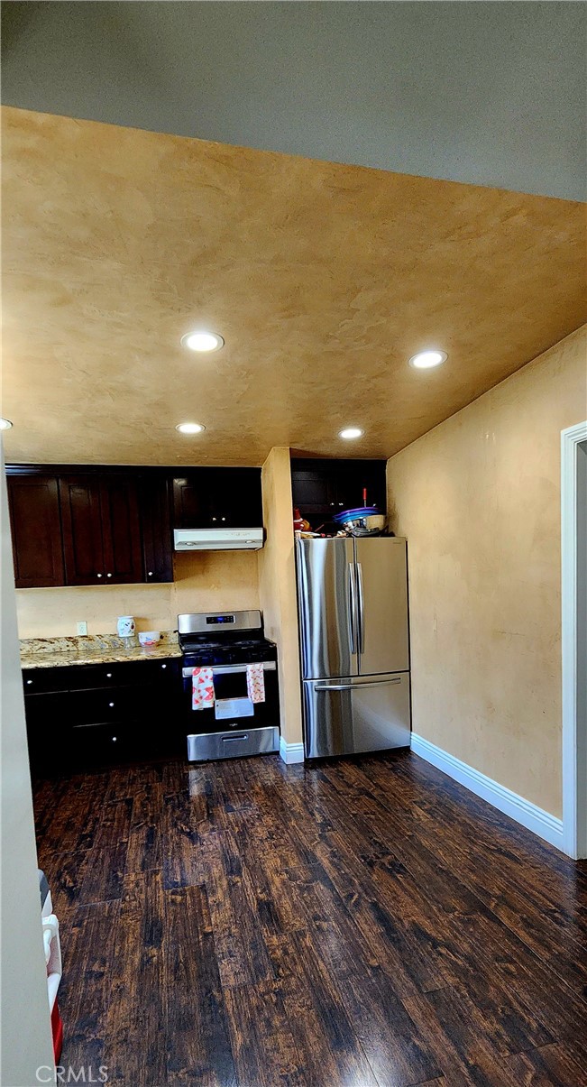 3112-3130 1st Street Riverside, CA 92507 - Photo 7 of 75 3112 1st Street Kitchen