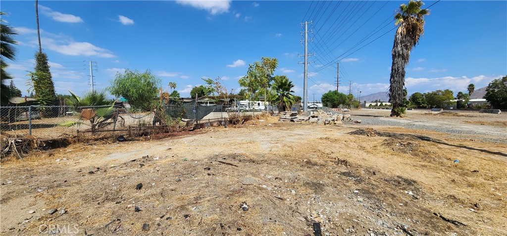3112-3130 1st Street Riverside, CA 92507 - Photo 71 of 75 a view of a backyard of a house