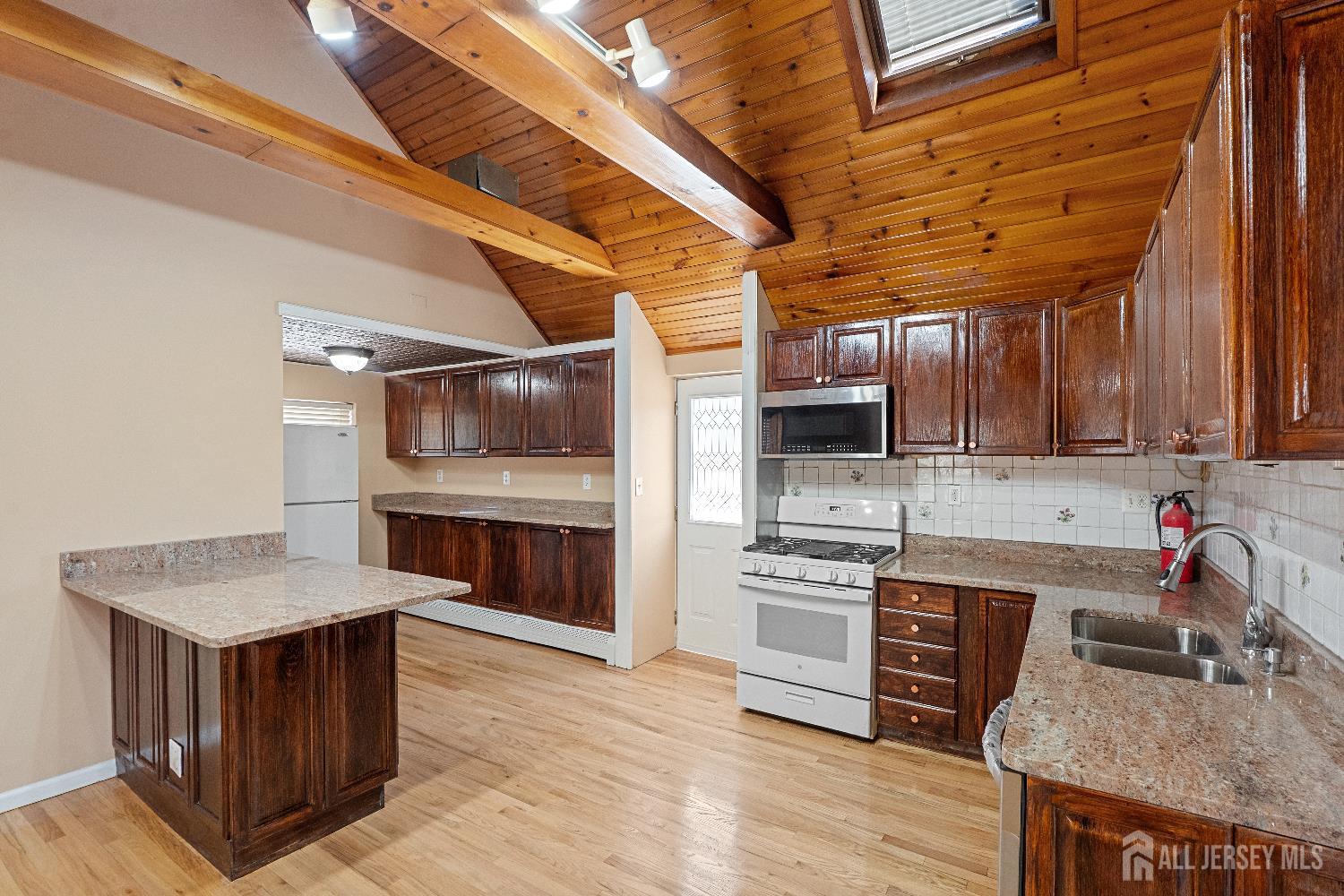 3850 Highway 27 Princeton, NJ 08540 - Photo 15 of 41