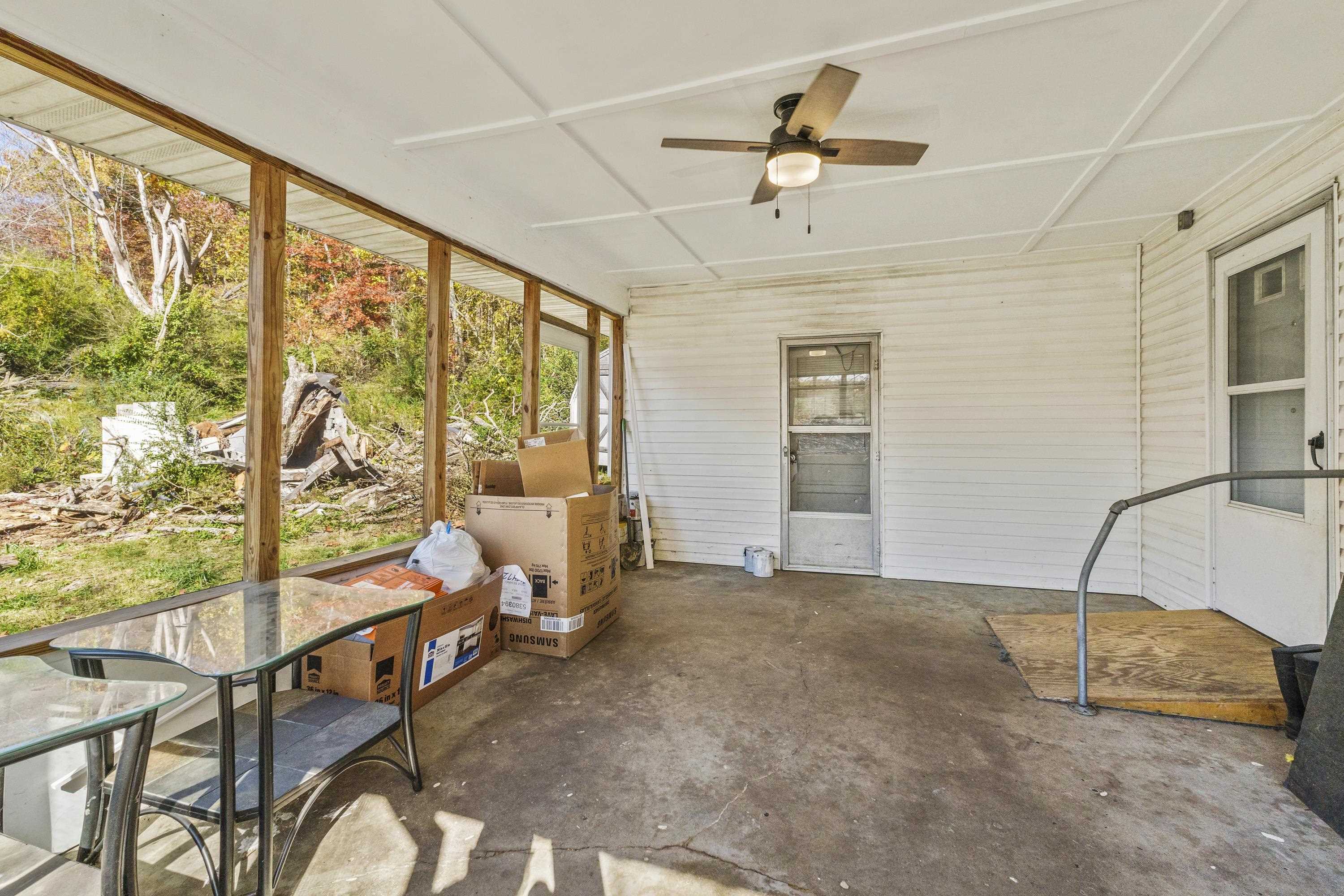 2207 Donta Road Ashland, KY 41102 - Photo 5 of 30