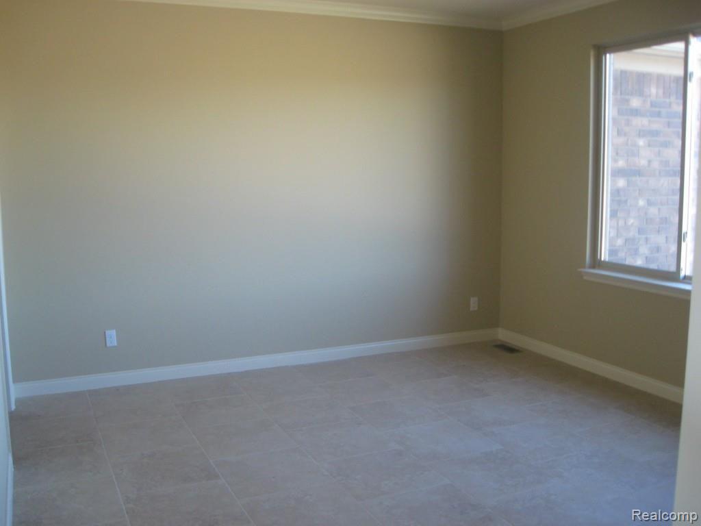 8780 Ridge Drive Washington, MI 48095 - Photo 29 of 54 IMG_2890.jpg
