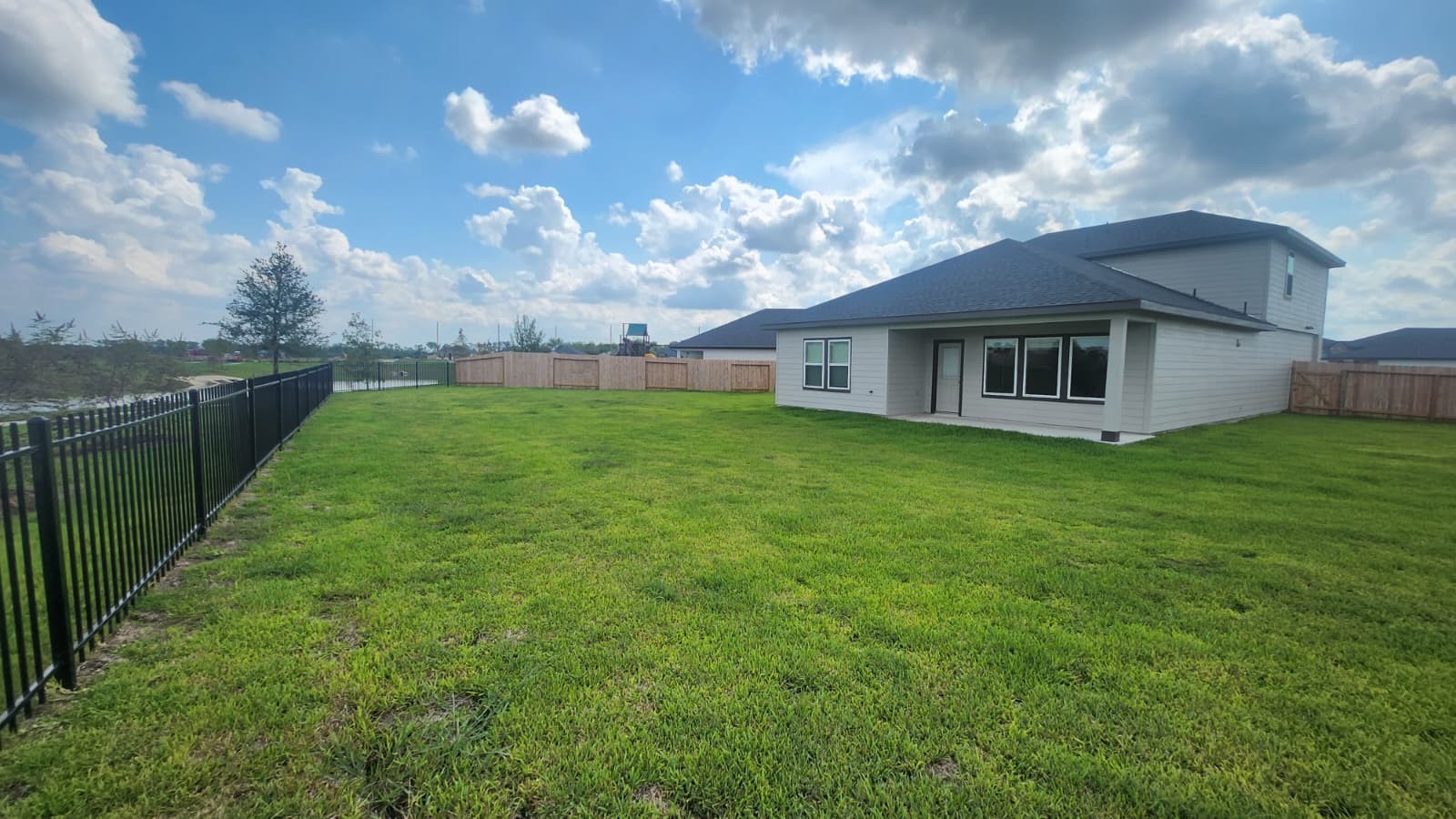 1503 Native Reef Way Iowa Colony, TX 77583 - Photo 9 of 12