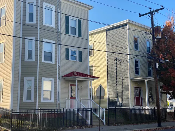 $1,628 | 93 Second Street, Unit 1W, Manchester, NH 03102