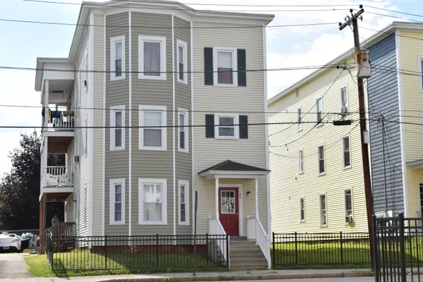$1,628 | 93 Second Street, Unit 1W, Manchester, NH 03102