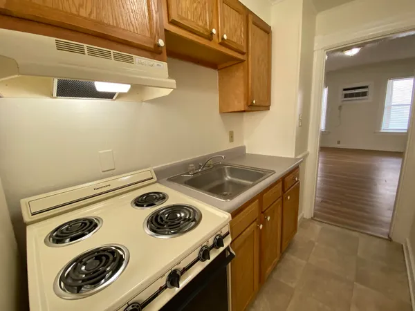 $1,628 | 93 Second Street, Unit 1W, Manchester, NH 03102