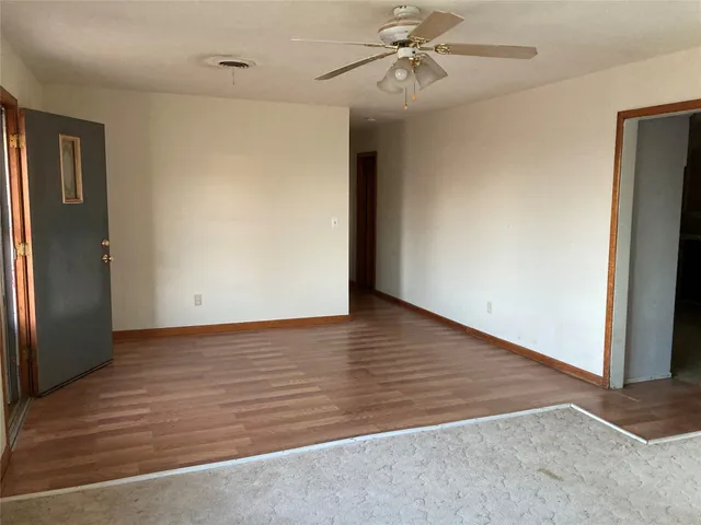 $1,200 | 1320 Moody Street, Paducah, TX 79248