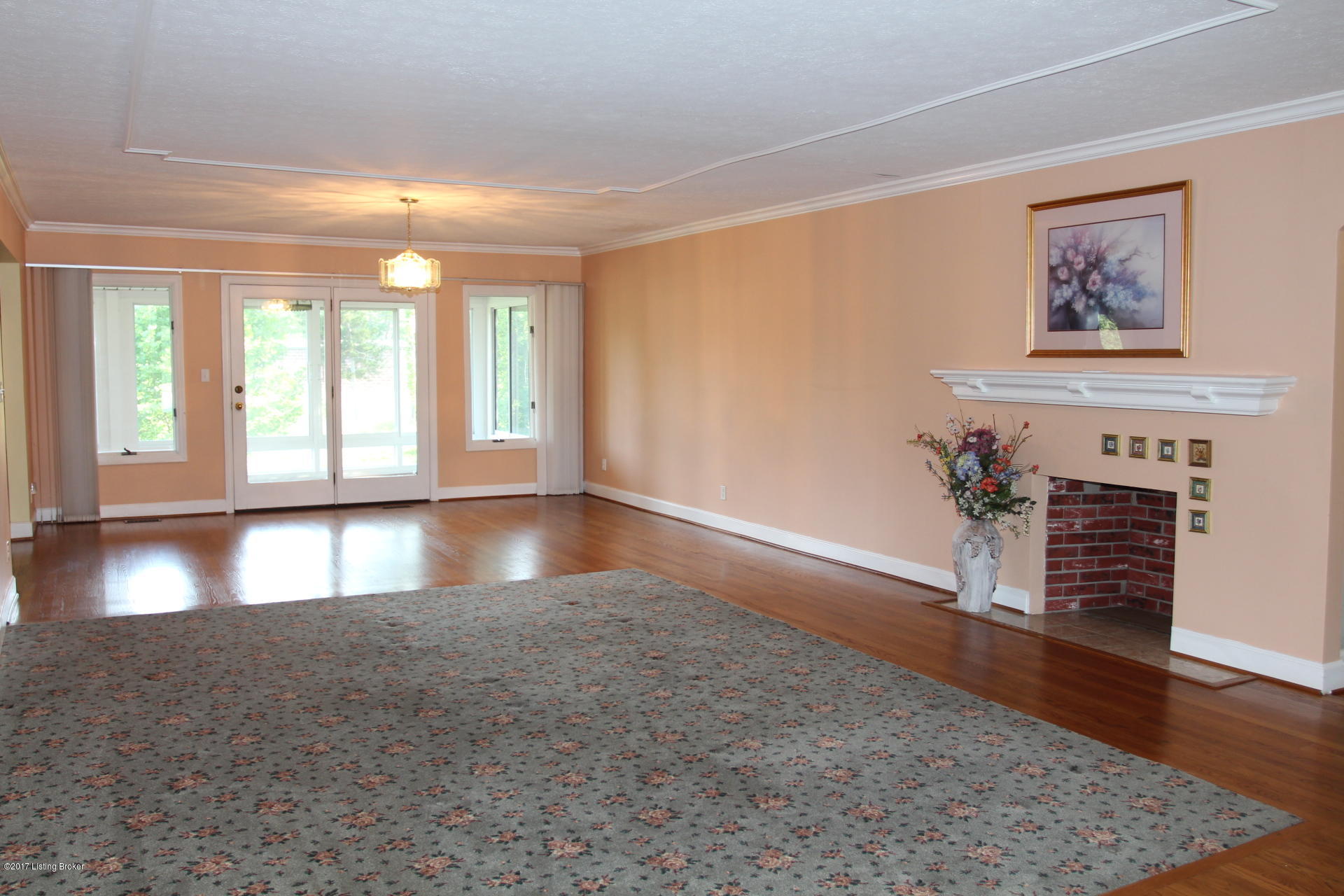 10202 Fairmount Road Louisville, KY 40291 - Photo 15 of 70 10202 Fairmount Rd